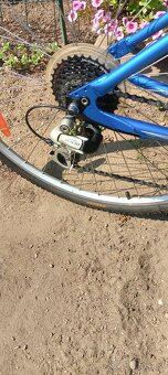 Trekové kolo dnes 2000kč - 4