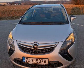 Opel Zafira tourer - 4