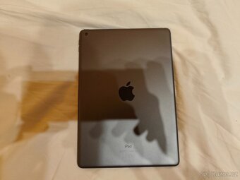 Tablet Apple iPad / 8th gen. / 10,2" / 32GB / Wi-Fi - 4