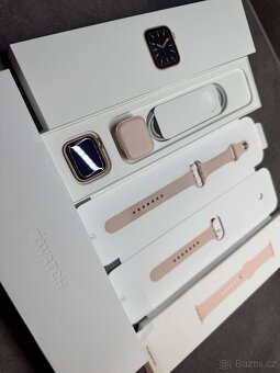 Apple Watch 6 40mm Gold aluminium pink sand - 4