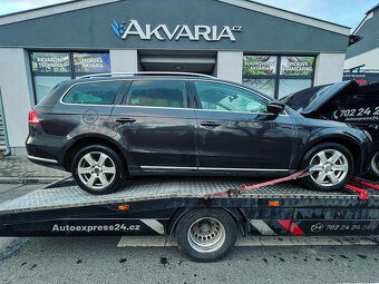 Vůz na náhradní díly VW Passat B7 kombi 2011 CFGB MSU LC8Z - 4