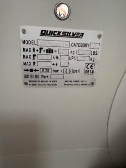 Nafukovací člun Quicksilver 250 Airdeck + motor Mercury 5HP - 4