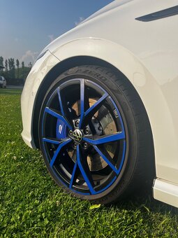Volkswagen 8R 20 years edice - 4