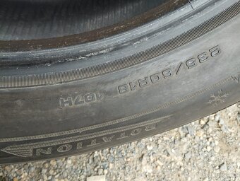235/60/18 107h Dunlop - zimní pneu 4ks - 4
