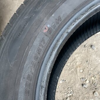 Letní pneu 225/60 R17 99H Hankook 4-4,5mm - 4