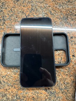 iPhone 14 v pěkném stavu - 4