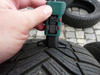 ALU KOLA + ZIMNÍ PNEU SEAT ŠKODA VW 225/55R17 - 4