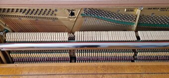 Piano August Förster - Petrof - Světlý dub REZERVACE - 4