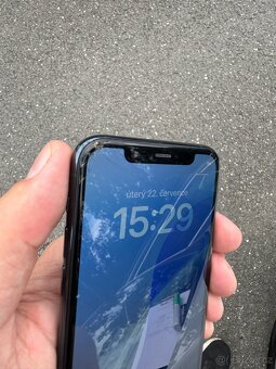 iPhone 11 pro ČÍST POPISEK - 4