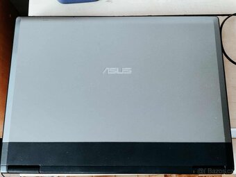 ASUS F7S - 4