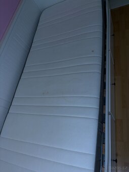 Bílá postel IKEA HEMNES s matrací - 4