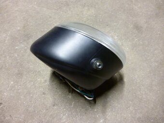 Harley-Davidson VRSC V-Rod. Přední světlo.  od 2002 - 4