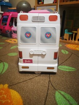 Barbie sanitka - 4