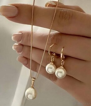 Dámské elegantní soupravy - 4