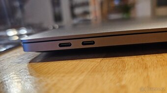 Apple Macbook Pro 2019 - i9 - 4