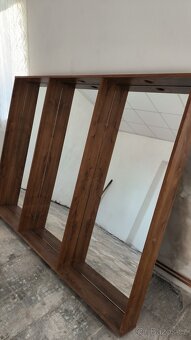 Zrcadlová stěna, zrcadla. - 4