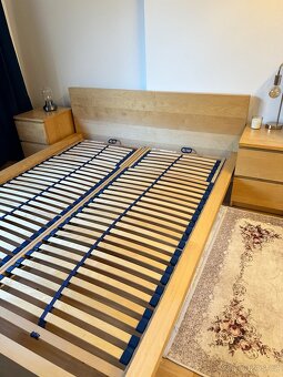 Dvoulůžková postel IKEA + 2 noční stolky - 4