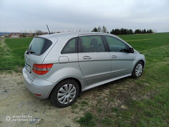 Mercedes Benz B - 4