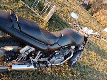 Suzuki VX 800 - 4
