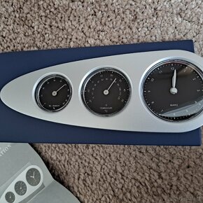 Hodiny a barometr - 4