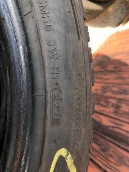 Zimní pneu 225/45/18 - 4