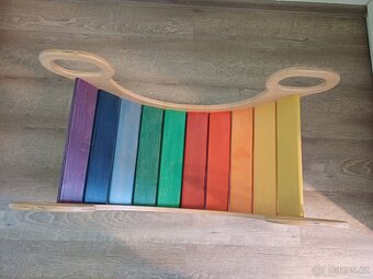 Duhová houpačka Montessori - 4