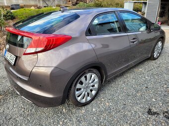 Honda Civic IX 1.8i VTEC - 4