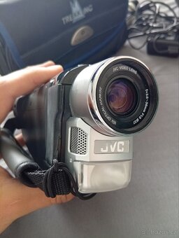 Videokamera JVC - 4