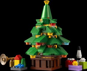 LEGO 10293 Santova návštěva - 4