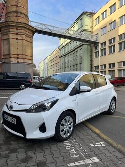 Toyota Yaris 1.5 Hybrid 2013 - 4