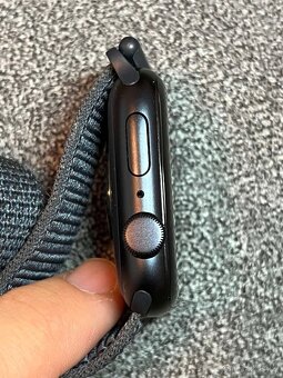 Apple Watch SE 2. gen 44mm - 4