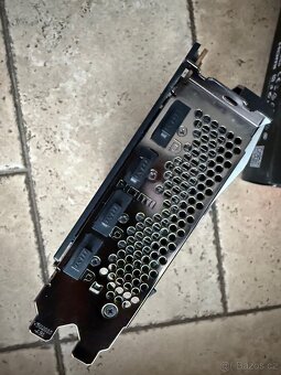 Prodám grafickou kartu MSI AMD Radeon RX 6600 8GB - 4