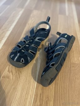 Sandaly KEEN za super cenu v TOP STAVU vel. 40 - 4