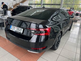 Škoda Superb III FL Sportline 2,0TSI 140kW DSG MATRIX ZÁRUKA - 4