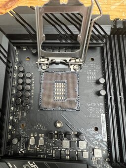 ASUS ROG STRIX Z590-F GAMING WIFI//Socket Intel 1200 Záruka - 4