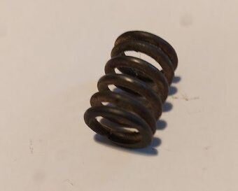 pružiny spojkové, sedlové, uchycení nádrže Jawa Speciál, 350 - 4