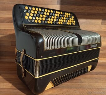 Akordeon (harmonika, heligonka) Kebrdle - 4