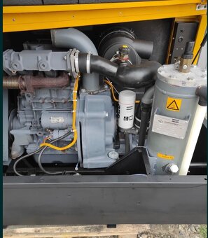 Šroubový kompresor Atlas Copco xas 46 s motorem Deutz, rok v - 4