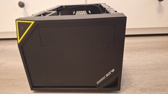 Počítačová skříň Sharkoon C10 - 4