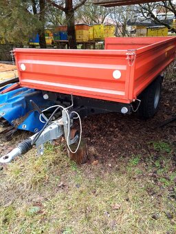 Sklápěcí přívěs za traktor - 4