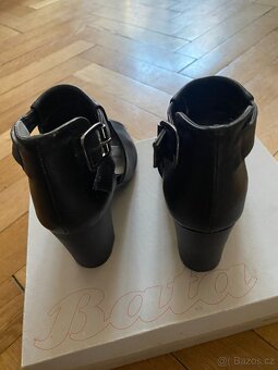 Kožené sandále Baťa - 4