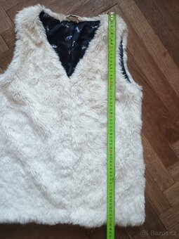 Dívčí kožešinová vesta H&M,vel.158 - 4