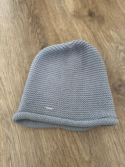 Dámská čepice Calvin Klein - 4