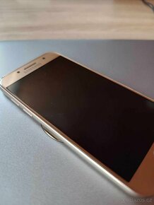 Samsung Galaxy A3 Gold, obal, příslušenství - 4
