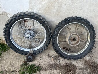 Kola jawa 250 pérák,jawa 350,čz 175 - 4