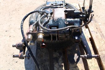 Zetor 7745 7711 víko hydrauliky - 4