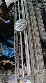 vw Arteon kapota, část nárazníku-masky s chromem, znak pro - 4