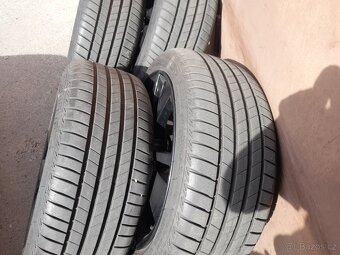 Originál alu kola Škoda model Zenith rozteč 5x112 R18. - 4