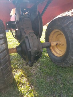Zahradní traktor simplicity - 4