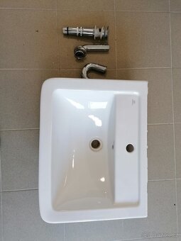 Umyvadlo Ideal Standard 60cm - 4